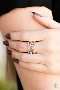 shimmering-success-gold-ring-paparazzi-accessories