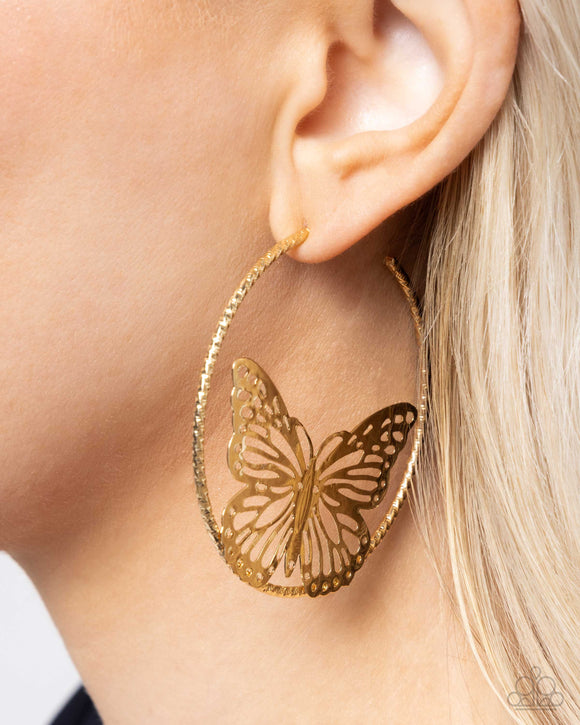 Aerial Alias - Gold Earrings - Paparazzi Accessories