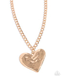 hammered-heartthrob-gold-necklace-paparazzi-accessories
