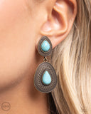 Country Soul - Brass Clip-On Earrings - Paparazzi Accessories Clip-On Bedazzle Me Pretty Mobile Fashion Boutique