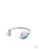 Seashell Splendor - White Bracelet - Paparazzi Accessories Bracelet Bedazzle Me Pretty Mobile Fashion Boutique