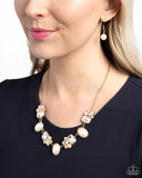Sensational Showstopper - Gold Necklace - Paparazzi Accessories Necklace Bedazzle Me Pretty Mobile Fashion Boutique
