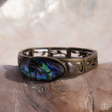 Spliced Santa Fe - Brass Bracelet - Paparazzi Accessories Bracelet Bedazzle Me Pretty Mobile Fashion Boutique