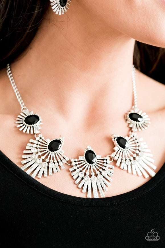 miss-you-niverse-black-necklace-paparazzi-accessories