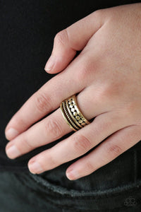 textile-tease-brass-ring-paparazzi-accessories