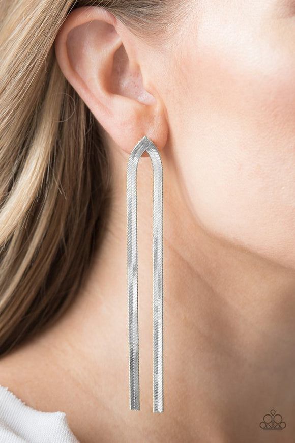 very-viper-silver-earrings-paparazzi-accessories
