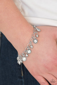 stratosphere-shimmer-white-bracelet-paparazzi-accessories