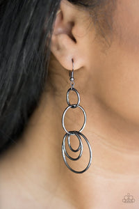 chic-circles-black-earrings-paparazzi-accessories