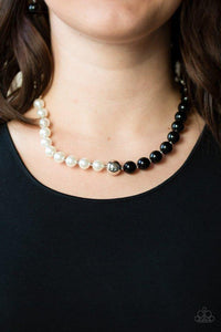 5th-avenue-a-lister-black-necklace-paparazzi-accessories