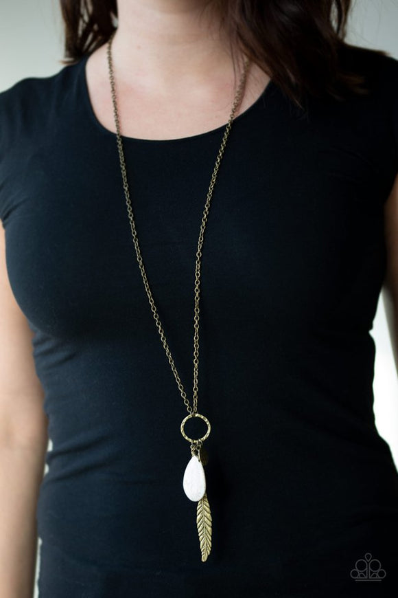 canyon-quest-brass-necklace-paparazzi-accessories