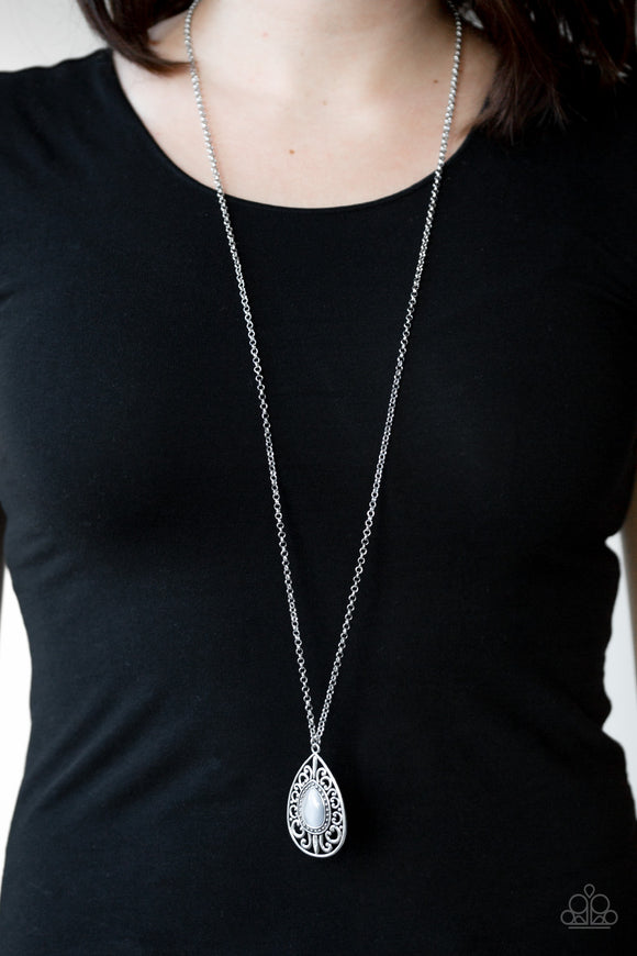 Modern Majesty - Silver Necklace - Paparazzi Accessories