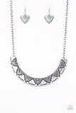 persian-pharaoh-silver-necklace-paparazzi-accessories