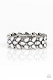 vintage-venture-silver-bracelet-paparazzi-accessories