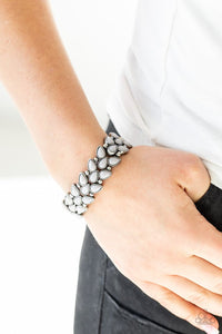 vintage-venture-silver-bracelet-paparazzi-accessories