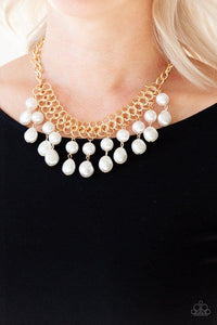 5th-avenue-fleek-gold-necklace-paparazzi-accessories