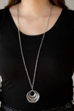 breaking-pattern-silver-necklace-paparazzi-accessories