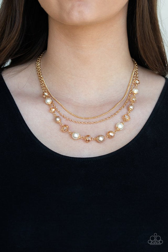 tour-de-demure-gold-necklace-paparazzi-accessories