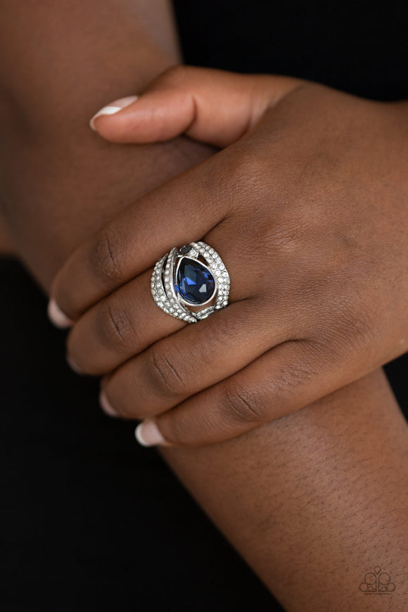 Stepping Up The Glam - Blue Ring - Paparazzi Accessories