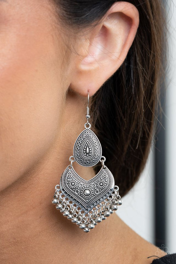 music-to-my-ears-silver-earrings-paparazzi-accessories