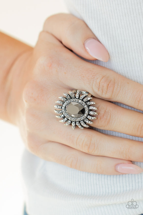 Ultra Luxe - Silver Ring - Paparazzi Accessories
