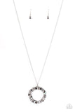 wreathed-in-wealth-silver-necklace-paparazzi-accessories
