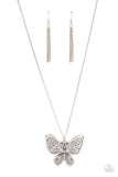 butterfly-boutique-silver-necklace-paparazzi-accessories