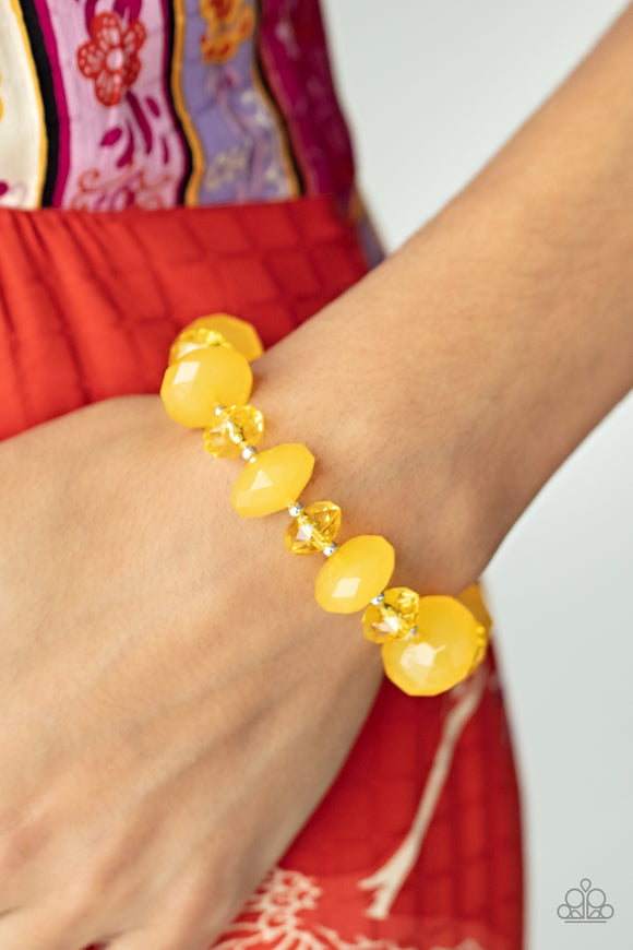 Keep GLOWING Forward - Yellow Bracelet - Paparazzi Accessories