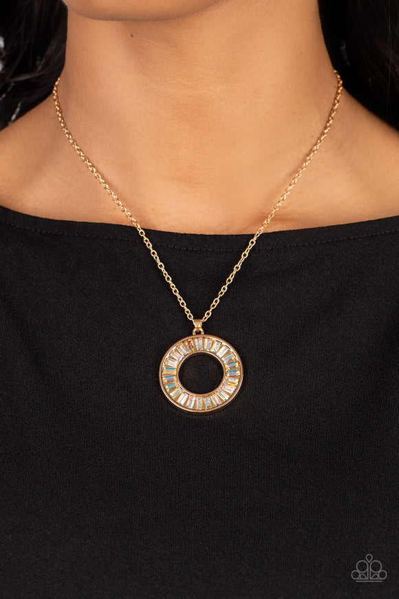 Clique Couture - Gold Necklace - Paparazzi Accessories