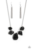beyond-the-badlands-black-necklace-paparazzi-accessories