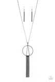 Apparatus Applique - Black Necklace - Paparazzi Accessories Necklace Bedazzle Me Pretty Mobile Fashion Boutique
