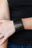 Barbados Backdrop - Black Bracelet - Paparazzi Accessories Bracelet Bedazzle Me Pretty Mobile Fashion Boutique