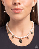 Beachcomber Beauty - Brass Necklace - Paparazzi Accessories Necklace Bedazzle Me Pretty Mobile Fashion Boutique