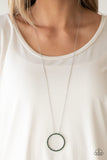Center Of Attention - Green Necklace - Paparazzi Accessories Necklace Bedazzle Me Pretty Mobile Fashion Boutique