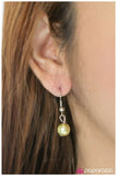 Classically Captivating - Green/Yellow Necklace - Paparazzi Accessories Necklace Bedazzle Me Pretty Mobile Fashion Boutique