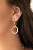 Coast Coasting - Gold Necklace - Paparazzi Accessories Necklace Bedazzle Me Pretty Mobile Fashion Boutique