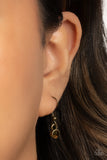 Collar Poppin Sparkle - Brass Necklace - Paparazzi Accessories Necklace Bedazzle Me Pretty Mobile Fashion Boutique