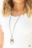 Courageous Contour - Brass Necklace - Paparazzi Accessories Necklace Bedazzle Me Pretty Mobile Fashion Boutique