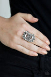 Deco Diva - Silver Ring - Paparazzi Accessories Ring Bedazzle Me Pretty Mobile Fashion Boutique