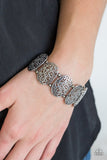 Everyday Elegance - Black Bracelet - Paparazzi Accessories Bracelet Bedazzle Me Pretty Mobile Fashion Boutique