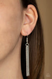 Fanned Out Fashion - Silver Necklace - Paparazzi Accessories Necklace Bedazzle Me Pretty Mobile Fashion Boutique