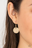 Gallery Guru - Gold Necklace - Paparazzi Accessories Necklace Bedazzle Me Pretty Mobile Fashion Boutique