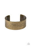 Garden Variety - Brass Bracelet - Paparazzi Accessories Bracelet Bedazzle Me Pretty Mobile Fashion Boutique