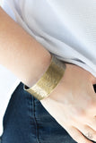Garden Variety - Brass Bracelet - Paparazzi Accessories Bracelet Bedazzle Me Pretty Mobile Fashion Boutique