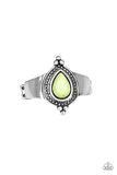 Mineral Minimalist - Green Ring - Paparazzi Accessories Ring Bedazzle Me Pretty Mobile Fashion Boutique