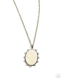 Romantic Artistry - Brass Necklace - Paparazzi Accessories Necklace Bedazzle Me Pretty Mobile Fashion Boutique
