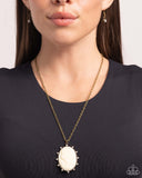 Romantic Artistry - Brass Necklace - Paparazzi Accessories Necklace Bedazzle Me Pretty Mobile Fashion Boutique