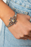 Sahara Garden - White Bracelet - Paparazzi Accessories Bracelet Bedazzle Me Pretty Mobile Fashion Boutique
