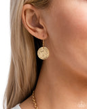 Selfie SHEEN - Gold Necklace - Paparazzi Accessories Necklace Bedazzle Me Pretty Mobile Fashion Boutique