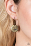 Spot On Sparkle - Brass Necklace - Paparazzi Accessories Necklace Bedazzle Me Pretty Mobile Fashion Boutique