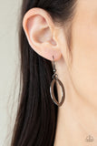 The OVAL-achiever - Black Necklace - Paparazzi Accessories Necklace Bedazzle Me Pretty Mobile Fashion Boutique
